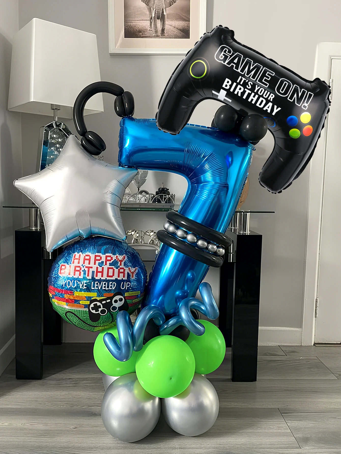 Gaming Accessories Boys - طقم بالونات أرقام بتصميم ألعاب الفيديو