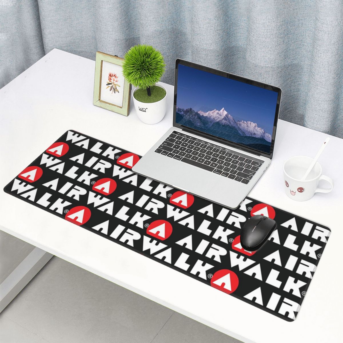 بساط فأرة كبير بشعار Airwalk،  - مراجعة Gaming Accessories Logo وسعره